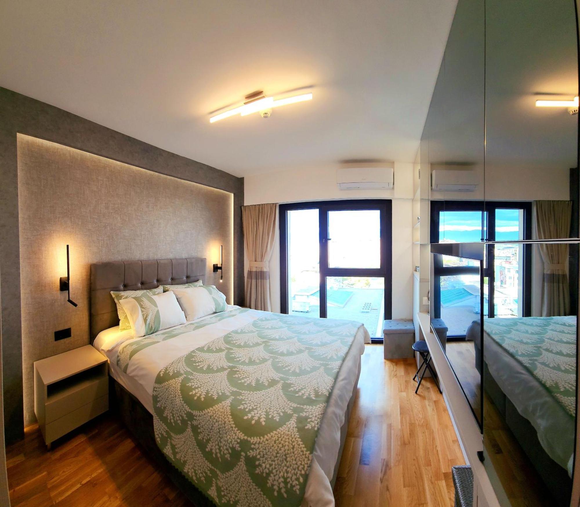 Diamond Residences 10Th Fl. Lux Apt. W/ City View スコピエ エクステリア 写真
