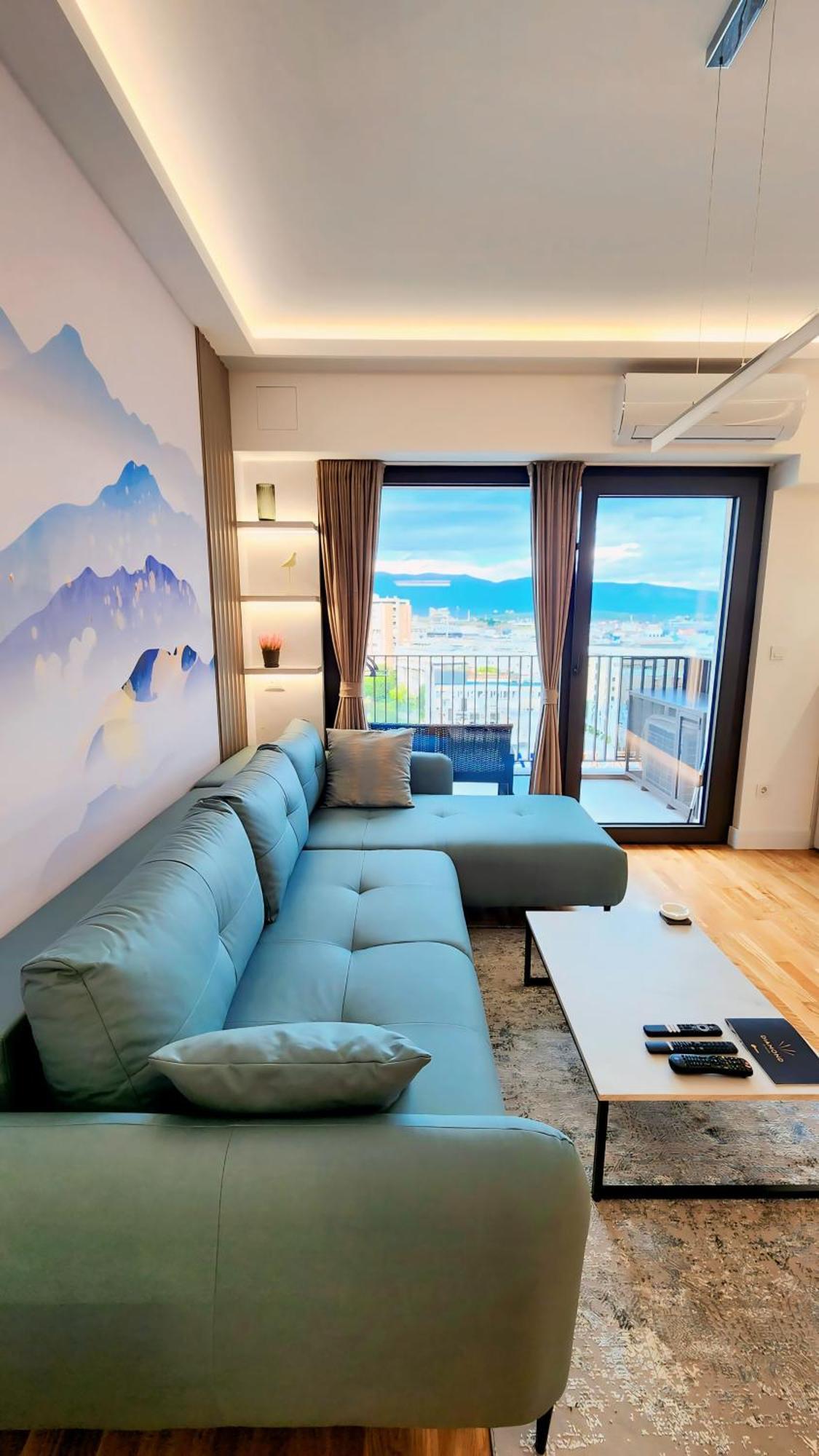 Diamond Residences 10Th Fl. Lux Apt. W/ City View スコピエ エクステリア 写真