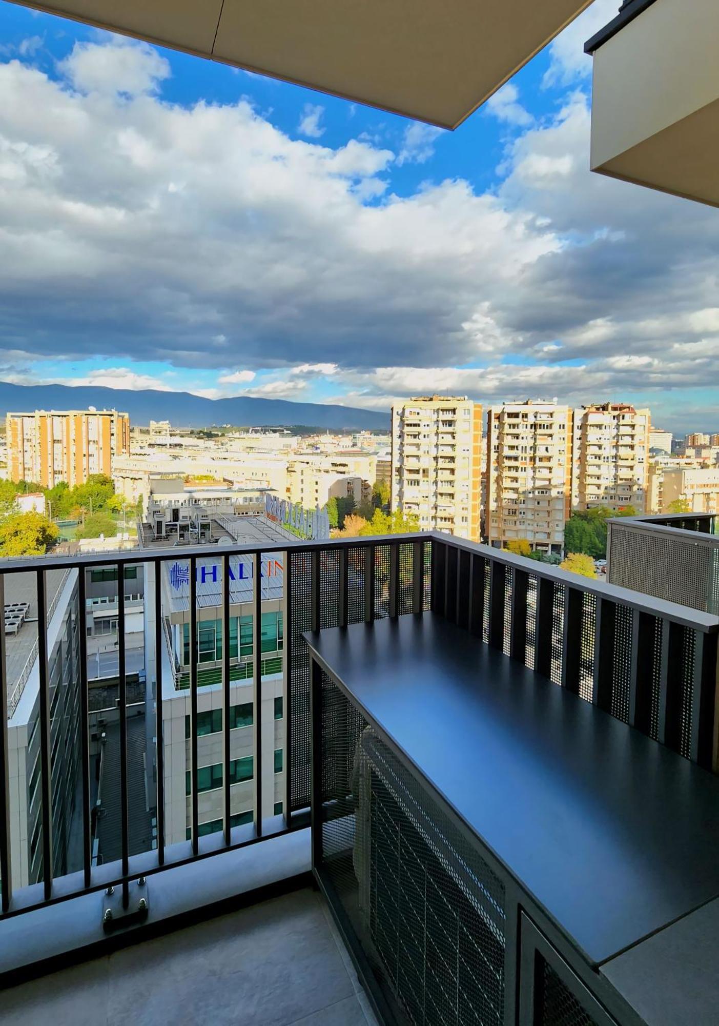 Diamond Residences 10Th Fl. Lux Apt. W/ City View スコピエ エクステリア 写真